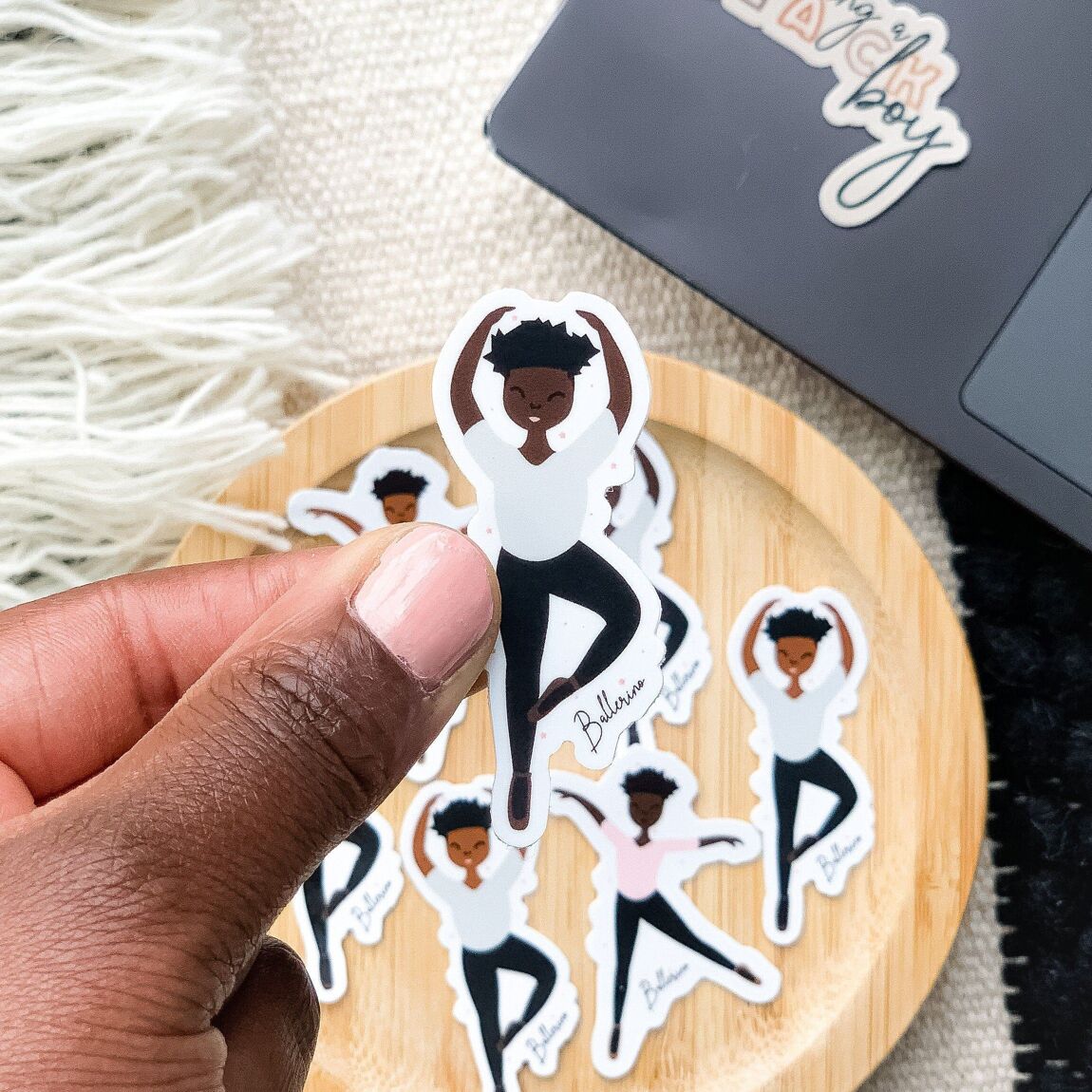 Sticker: Ballerino (lightskinned)